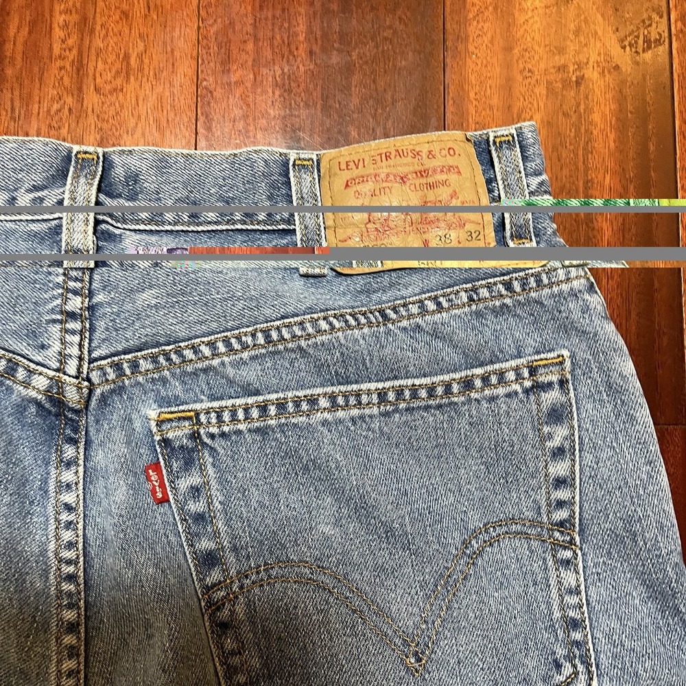 Vintage Levis Jeans Mens 38x32 (37x31) Blue Light Wash Comfort Fit Y2K READ - Picture 4 of 13